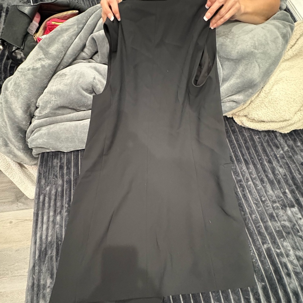 Express Elegant Black Vest - Picture 4 of 4